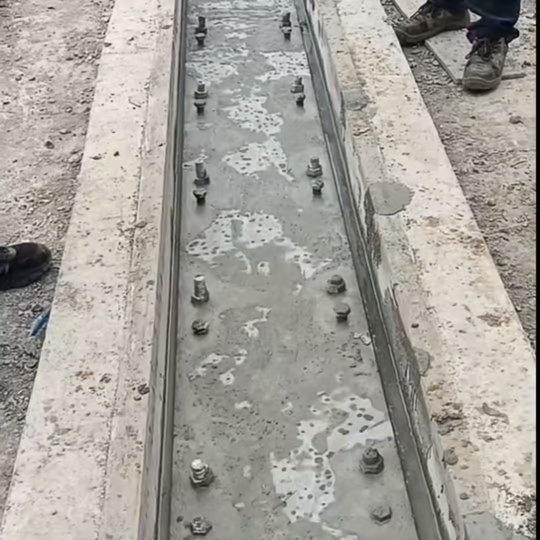 浔阳港口码头起重机龙门吊重型机械设备稳固用早强快凝轨道胶泥